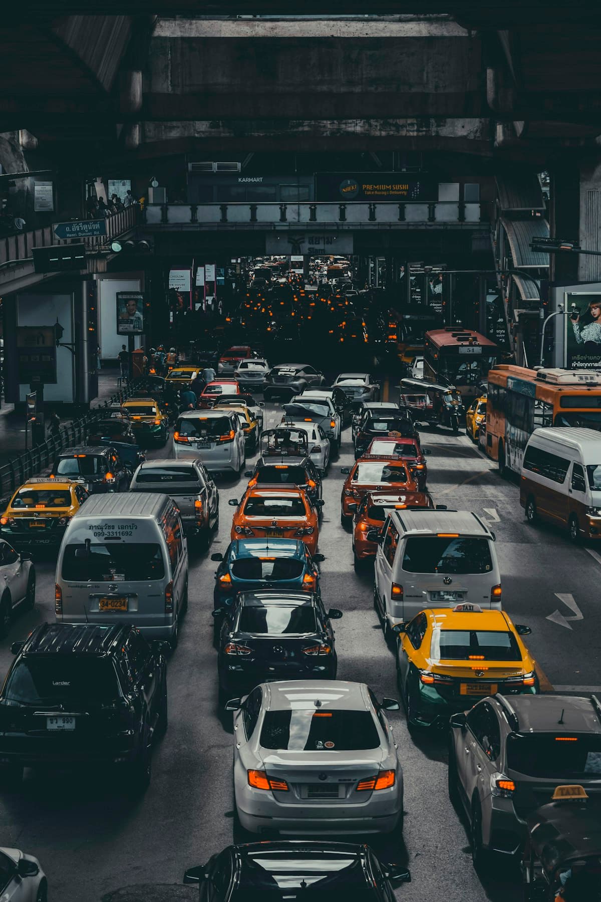 City road traffic
